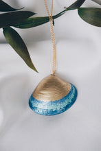 Blue feather seashell necklace