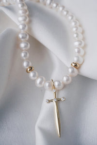 Heidi pearl necklace