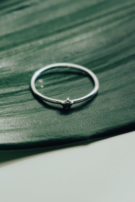 Small star ring